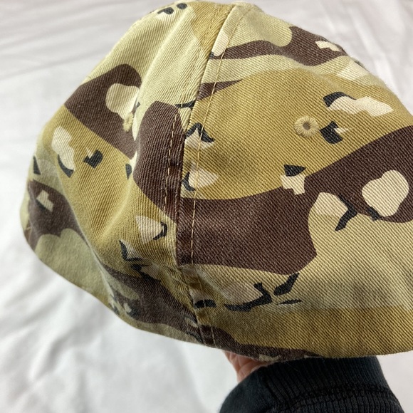 NWOT Camouflage Comfort Controls Flexfit ball cap - Picture 6 of 6